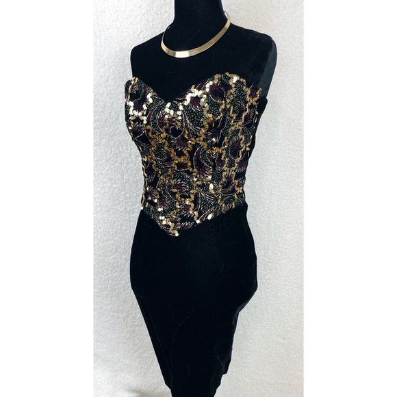 (VTG) JESSICA MCCLINTOCK • Gunne Sax Black Velvet Sequin Strapless Mini Dress - Picture 5 of 16